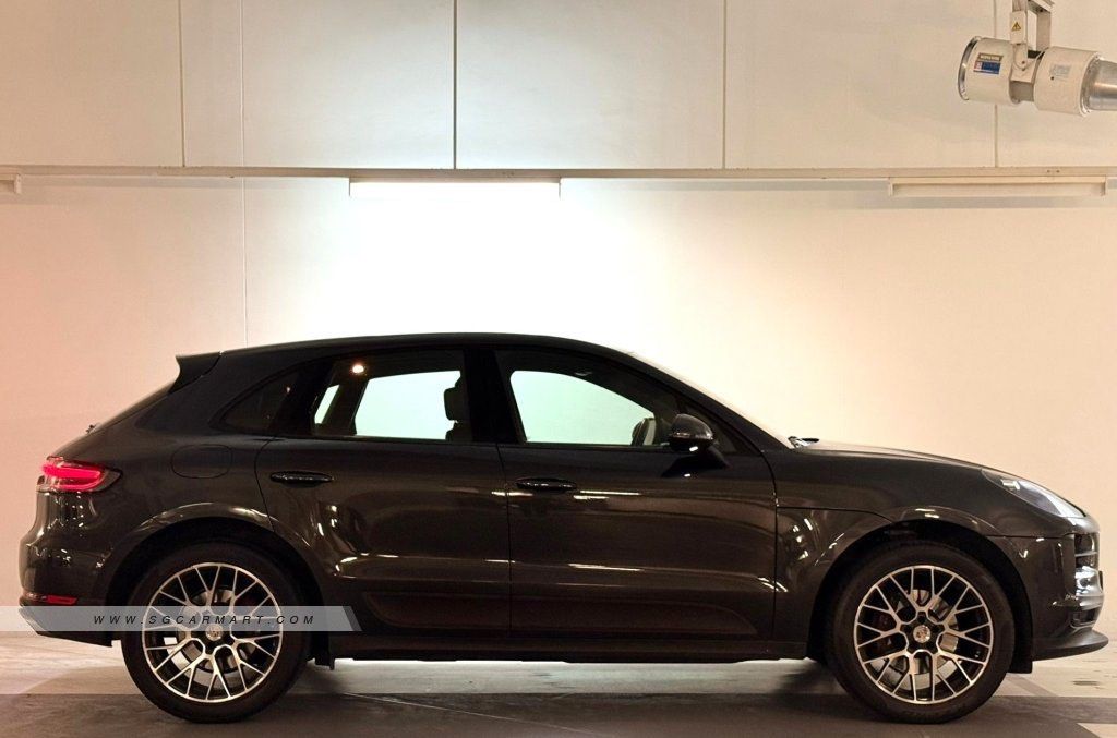 Porsche Macan 2.0A Auto (Category: Used Cars) located in Singapore. Submitted by firstmotoring88 (Listing ID 1376046630, Image 3). Description: Vehicle Features Powered by a 2.0L turbocharged inline-4 engine mated to a 7-speed PDK dual-clutch transmission, producing 245bhp & 370Nm of torque. 0-100kmh in 6.4s Accessories Lane change assist. Park assist including surround view. 14 way electric comfort seats with memory. Bose surround. Description 1
