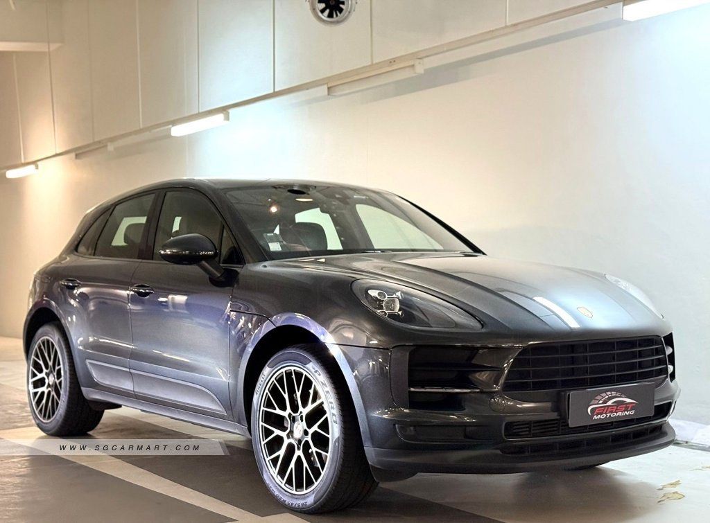 Porsche Macan 2.0A Auto (Category: Used Cars) located in Singapore. Submitted by firstmotoring88 (Listing ID 1376046630, Image 2). Description: Vehicle Features Powered by a 2.0L turbocharged inline-4 engine mated to a 7-speed PDK dual-clutch transmission, producing 245bhp & 370Nm of torque. 0-100kmh in 6.4s Accessories Lane change assist. Park assist including surround view. 14 way electric comfort seats with memory. Bose surround. Description 1