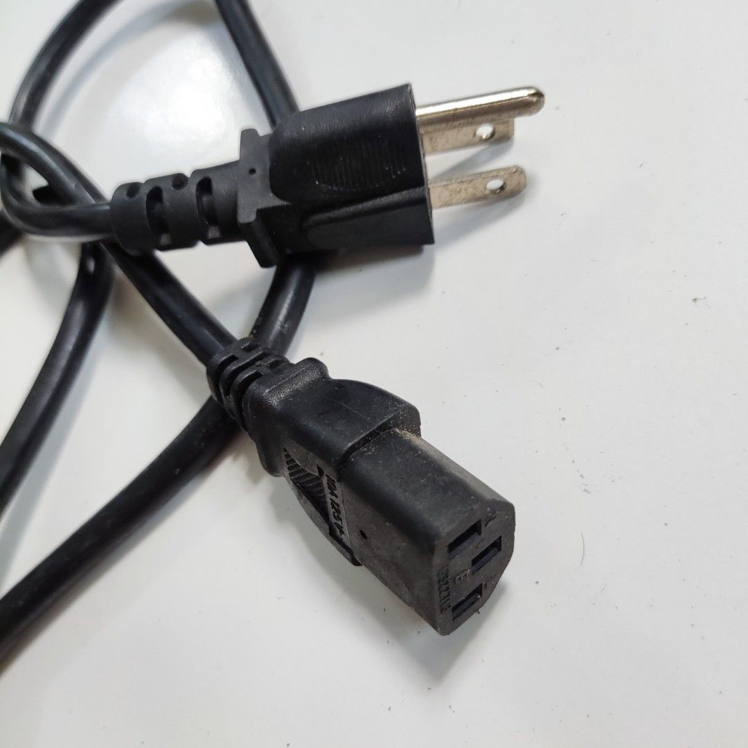 Power Cable/ Power Cord Heavy Duty (Category: Cables & Adaptors) located in Binan City. Submitted by lorenzobaliteece (Listing ID 1376082003, Image 2). Description: For Sale 18AWG Power Cable/ Power Cord 1.5 meter ang haba Good for Desktop Computer and Home Appliances Pwede pang rice cooker or any heating na home appliances Galing company pull out kaya sure na high quality. Price: PHP 80 each PHP 65 each if 10pcs kukunin Pwede pick up or Shipping