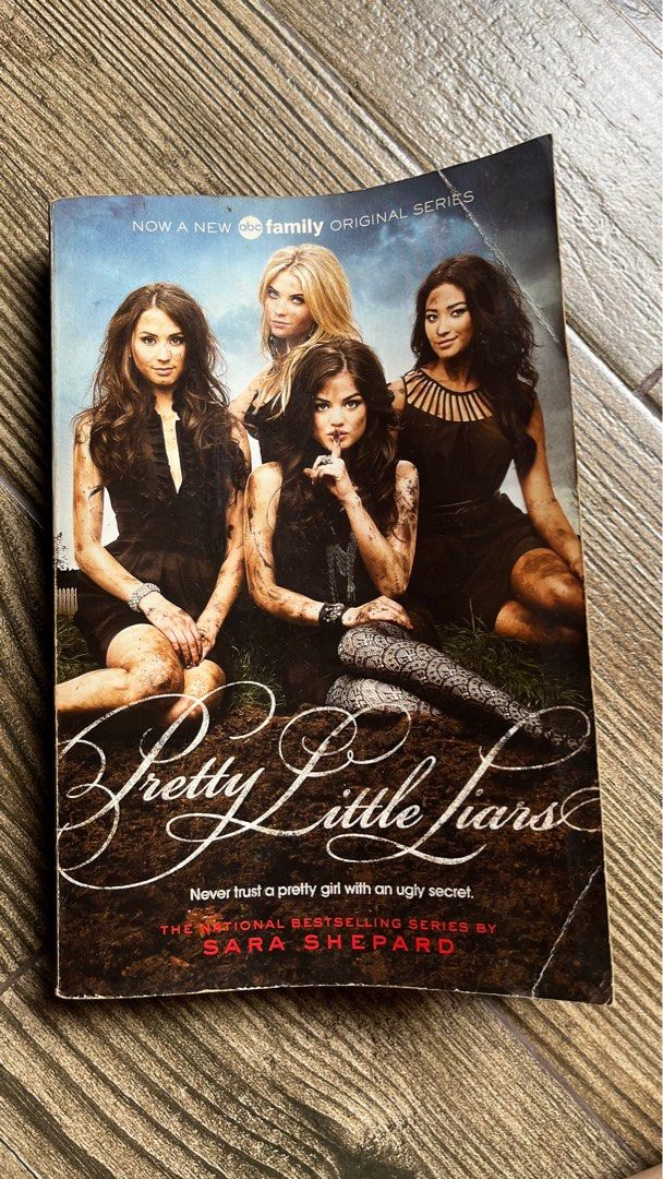 Pretty Little Liars (Category: Storybooks) located in Quezon City. Submitted by kitkat0328 (Listing ID 1376064599, Image 1). Description: - no plastic cover - cover page fold marks - brown pages from age - text still clear - no highlights or other markings - rfs: decluttering.