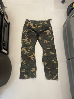 （分類：）位於 。 由 qwq_selling 提交（商品編號 1376048337，圖片 1）。簡介： 。