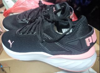 (Category: ) located in . Submitted by tinniea (Listing ID 1376141799, Image 1). Description: .