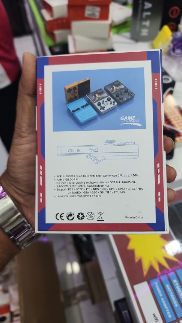 R35S - 3D 游戏机 | 全新 | 特快专递 | 商店自取 | 当日送达！！！62863085656065112