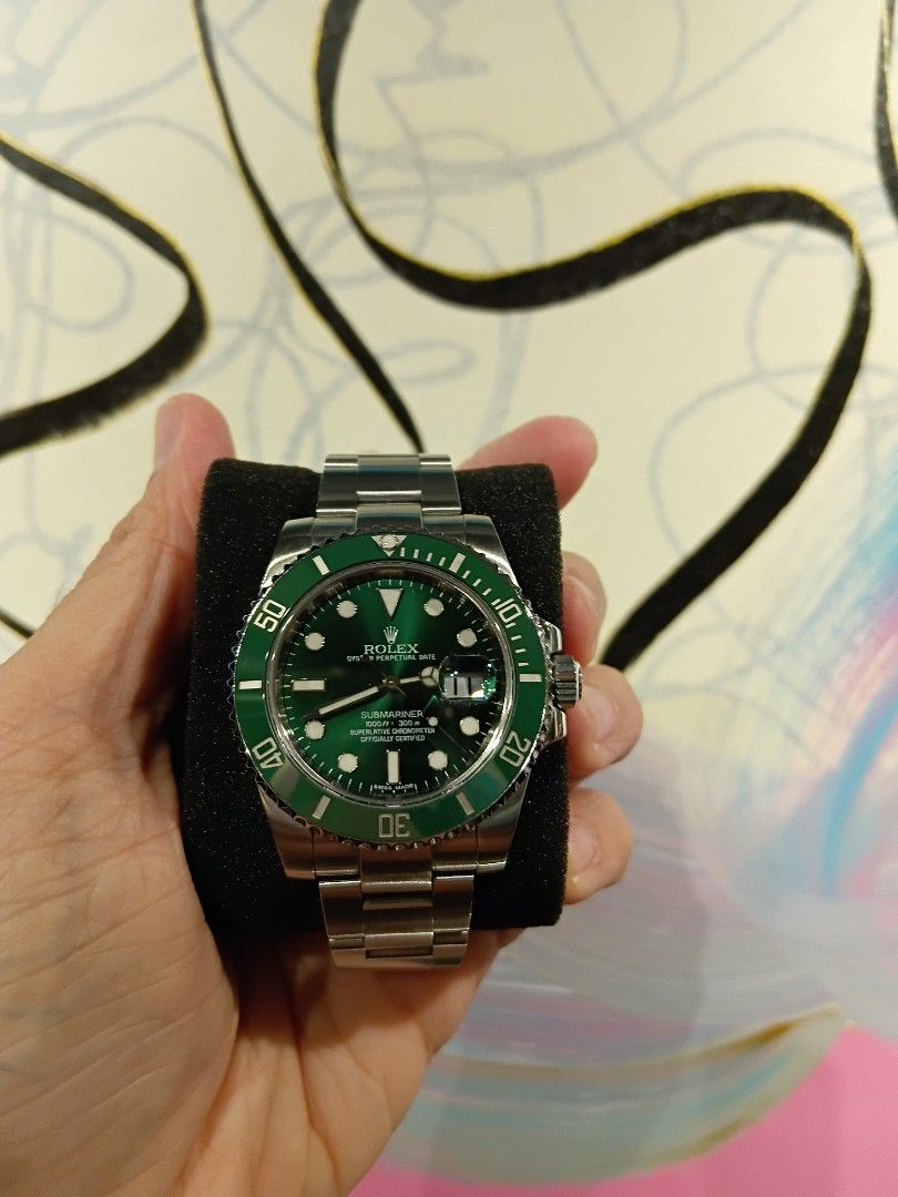 ROLEX SUBMARINER 116610LV "HULK" (Category: Luxury Watches) located in Makati City. Submitted by jktheexplorer (Listing ID 1376065088, Image 1). Description: 2014, 40MM, Complete Full Set.