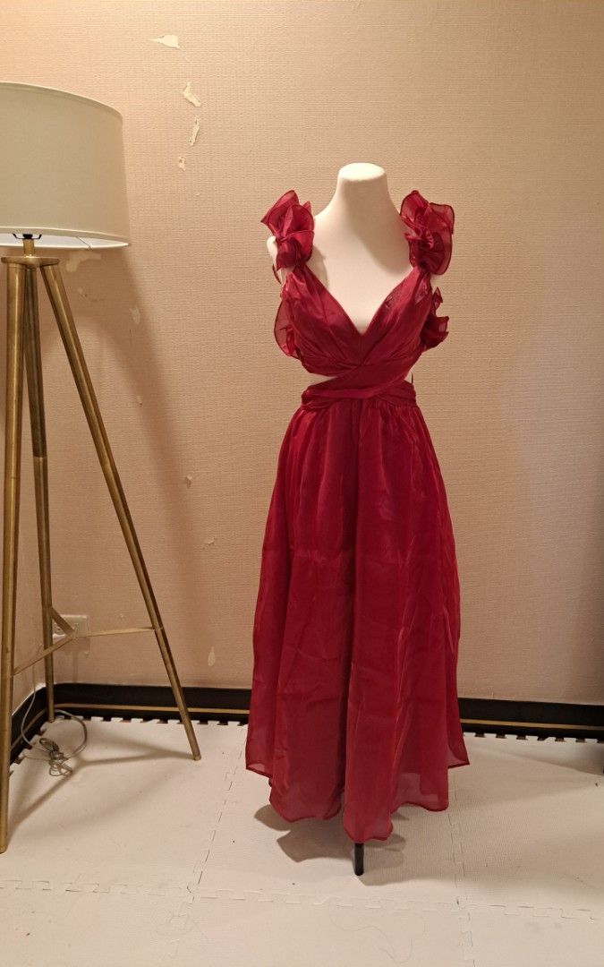 Ruffle Cut Out Deep Red Gown (Category: Dresses) located in Makati City. Submitted by corglee (Listing ID 1376208196, Image 2). Description: Brand new w tag Brand: Angel Biba Size : S Color: Deep Red Bust 34-36 in Waist 26-28 in Length: 54 in P1880 IG: LuxeManilaHub.