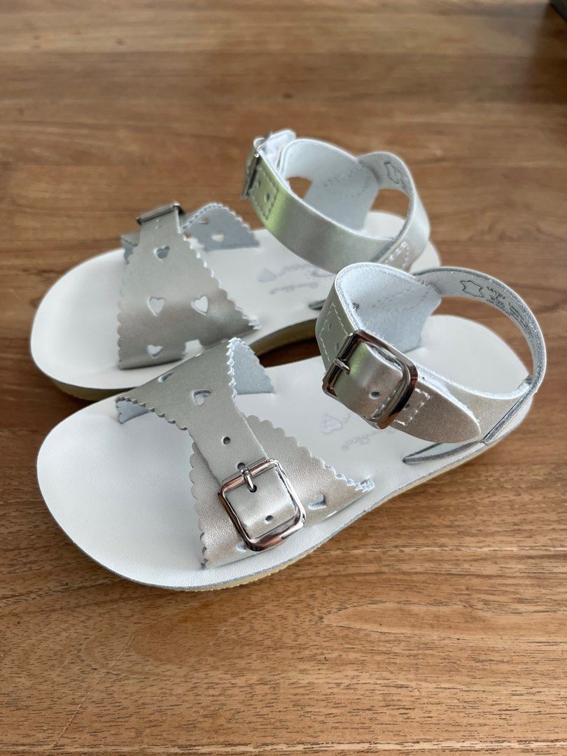 Saltwater Sandals (Category: Babies & Kids Fashion) located in Singapore. Submitted by sasy1207 (Listing ID 1376027655, Image 2). Description: Brand new pair of Size 7 Saltwater Sandals in Silver. Velcro straps for easy wear..