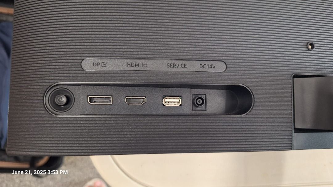 Samsung Monitor 24inch size62863110646145112
