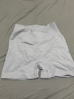 (Category: ) located in . Submitted by cdcloset (Listing ID 1376082595, Image 1). Description: .