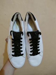 (Kategori: ) berada di . Dikirim oleh ellamarcella_project (ID iklan 1376149853, Gambar 1). Deskripsi: .