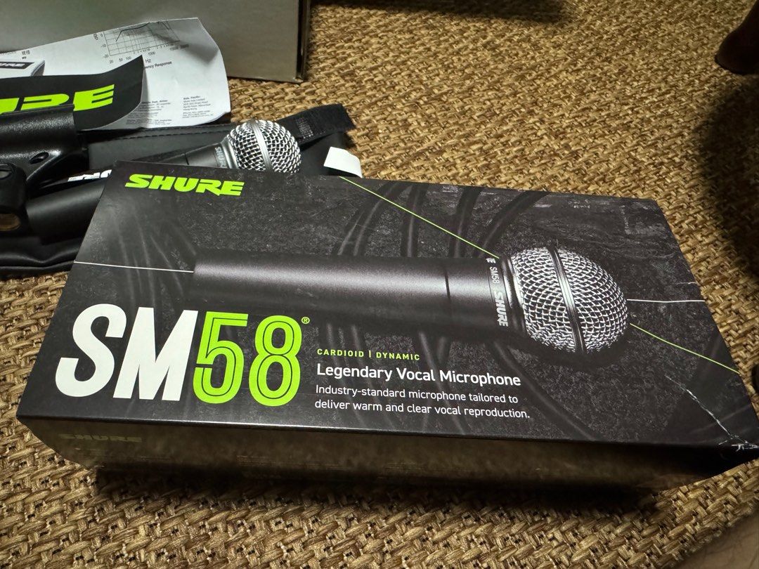 Shure SM58 microphone628630618156821127