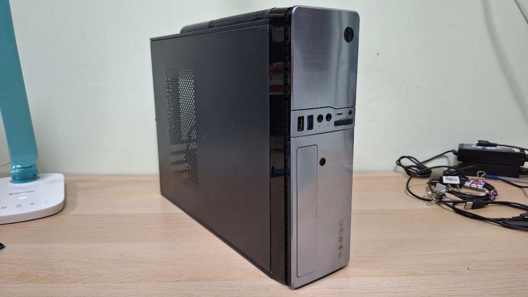 Silver Mini Low Profile Desktop PC Tower Case with PSU 250W and stand628530571261471117