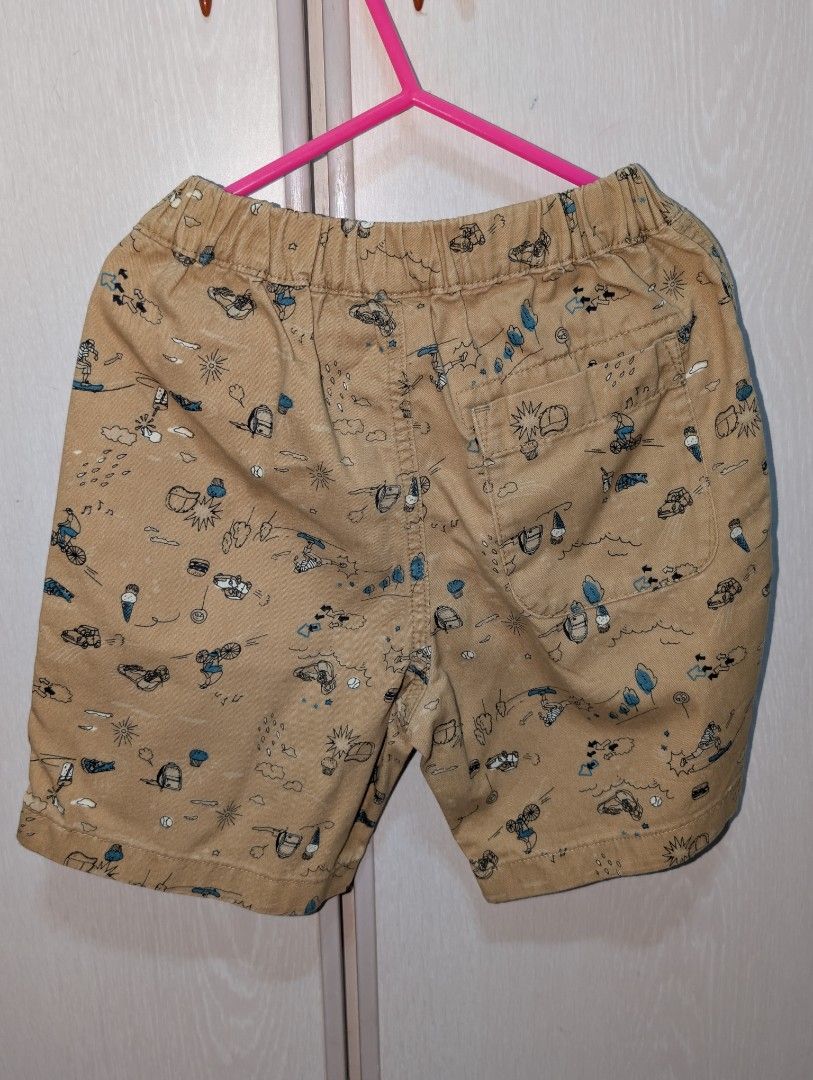 Size 110 // Uniqlo KID'S Easy Shorts (Category: Babies & Kids Fashion) located in Singapore. Submitted by plopploop39 (Listing ID 1376174338, Image 2). Description: SELLING AT $5. (Colour similar to caramel yellow. No stains, lightly used - brother wore it for special occasions, so it still looks brand new) Details of the item's material and washing instructions on the last page. Selling because my brother has grown out of the size. MEETUPS LISTE