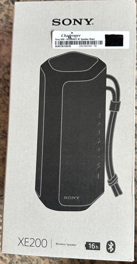 Sony XE200 (Category: Soundbars, Speakers & Amplifiers) located in Singapore. Submitted by annielam00 (Listing ID 1376082874, Image 1). Description: Brand new Sony XE200.