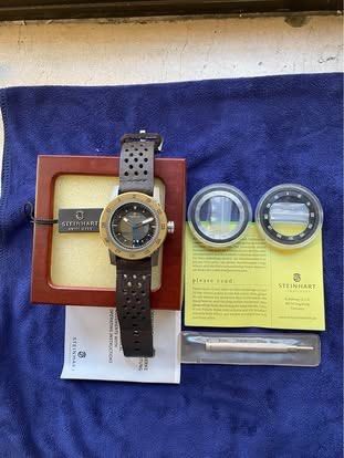 Steinhart Apollon 45mm divers watch (Category: Men's Watches) located in Valenzuela. Submitted by philoris (Listing ID 1376116766, Image 2). Description: Hi guys, Selling slightly used Steinhart Apollon 45mm divers watch, w 3 interchangeable bezel w box, 9.2/10 rate 40,000 negotiable, can trade with Oris pointer date 2020 up model or 65 divers 40mm complete w box Thanks.