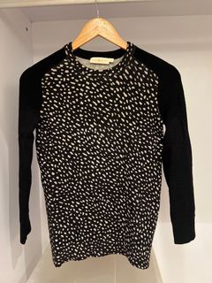 Tory Burch flares 女裝 褲＆半截裙 牛仔褲、Leggings Carousell