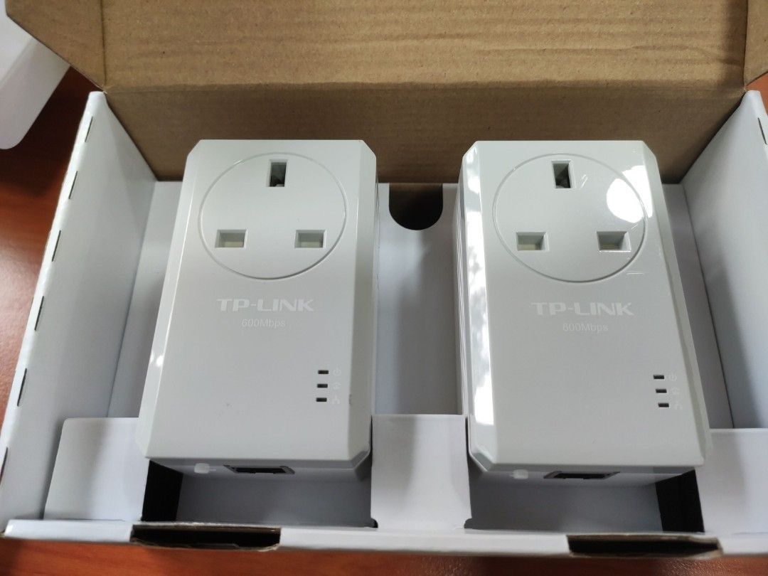 TP-LINK AV600 Passthrough Powerline Starter Kit TL-PA4010P62863084883969111