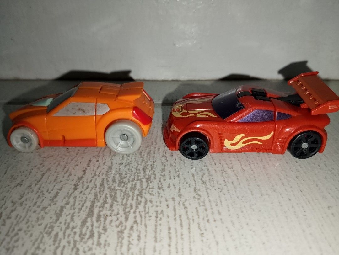 Transformers Universe WHEELIE and RODIMUS (Category: Action & Battle Toys) located in Makati City. Submitted by son_2019 (Listing ID 1376148816, Image 3). Description: PTPA. TF Universe legends RODIMUS and WHEELIE Set for Php 400 only. Loose. Original TF. No broken peg. With paint chips. Actual photo posted. loc: Makati Taguig.