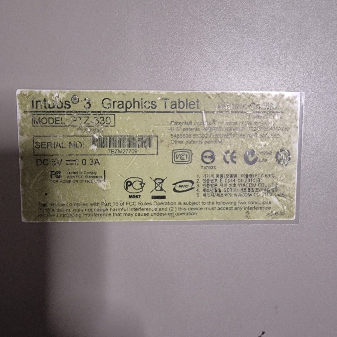 Wacom intuos 3 graphic drawing table62863060218243111