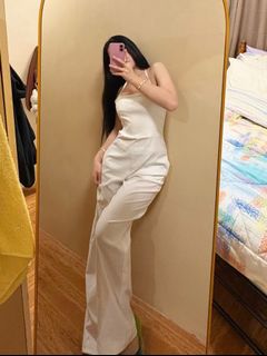 (Category: ) located in . Submitted by Es_closet (Listing ID 1376009106, Image 1). Description: .