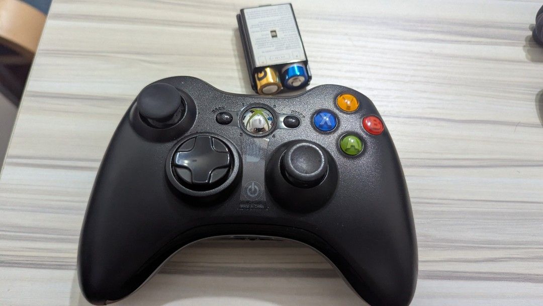 Xbox 360 Wireless Controller with Receiver62863834600321111