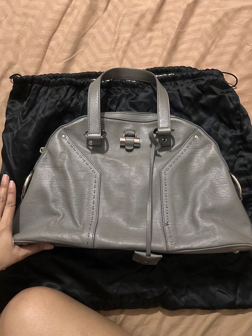 YSL Muse Bag (Category: Luxury Bags & Wallets) located in Quezon City. Submitted by decluttertherapymnl (Listing ID 1374493549, Image 1). Description: For Sale Authentic/Real YSL Muse Bag With serial code Lockset Pulido logos Few flaws. RFS: Need cash Pick up at Pasig Payment via E Cash or Online Bank.