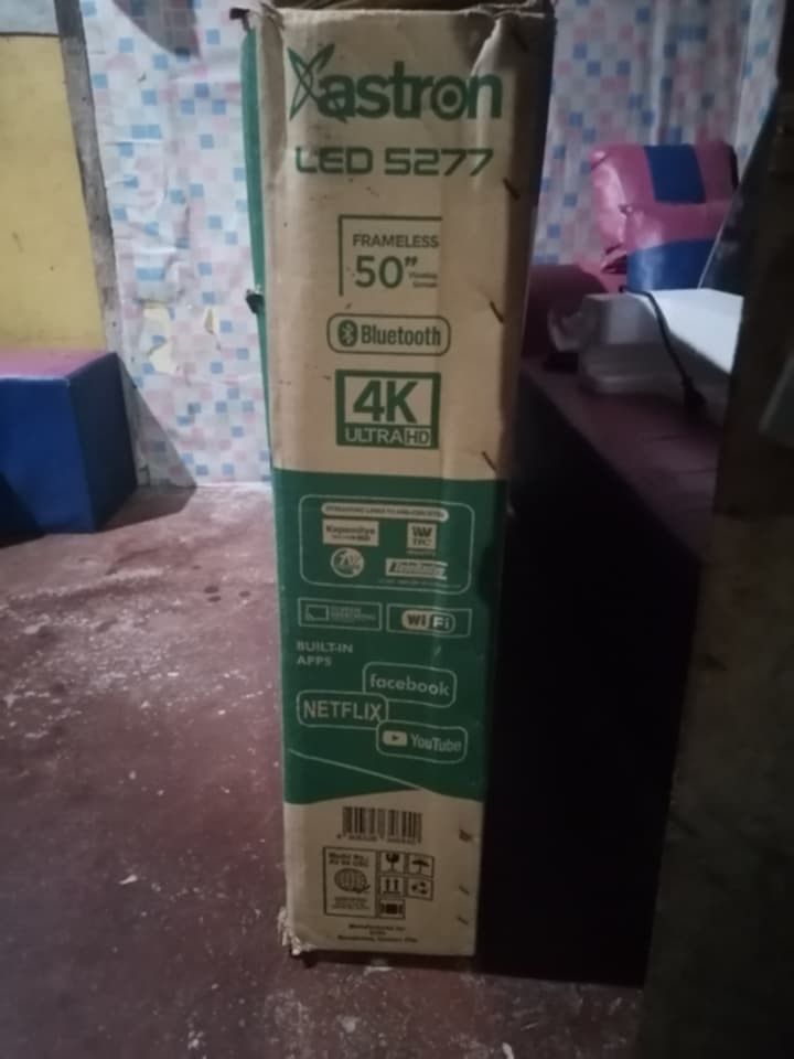 50 INCHES LED TV ASTRON (Category: TV) located in Manila. Submitted by sanchezrod15526 (Listing ID 1376293107, Image 2). Description: 50 INCHES LED TV! RUSH SALE! DI MASYADONG NAGAGAMIT AND NONG DECEMBER LANG SYA NABILI FOR 20K. NAG ABROAD NA KASI YUNG GAGAMIT KAYA NEED NA PO MABENTA. NO ISSUES AND FLAWS LIKE NEW PA SIYA AND SUPER GANDA! WITH BOX PA. PICK UP OR DELIVER NAMIN SA INYO! NEGOTIABLE PA FOR SURE BUYER!.