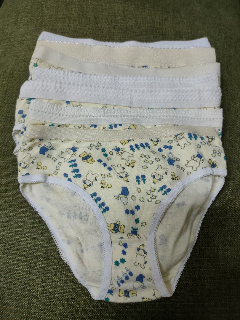 由 shihwanchi76154 (刊登 ID 1376235024，圖片 1) 提交，位於 台中市 (Taichung) 的 全新女童內褲 (類別：嬰兒及兒童流行時尚)，說明：全新女童內褲 都是ㄧ樣的花色（如圖一），腰部鬆緊帶部分有多款樣式（如圖二）， 一共有8件，一件25元 一次帶5件100元 腰圍平量24-25.5cm 目前同齡兒童的成長曲線差異很大，所以請自行評估購買哦！。