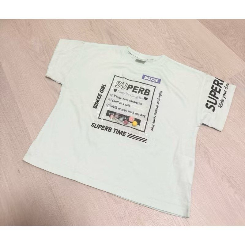 由 yuann_2024 (刊登 ID 1376381563，圖片 1) 提交，位於 台南市 (Tainan) 的 日系 立體糖果球造型上衣 (類別：嬰兒及兒童流行時尚)，說明：全新120cm。