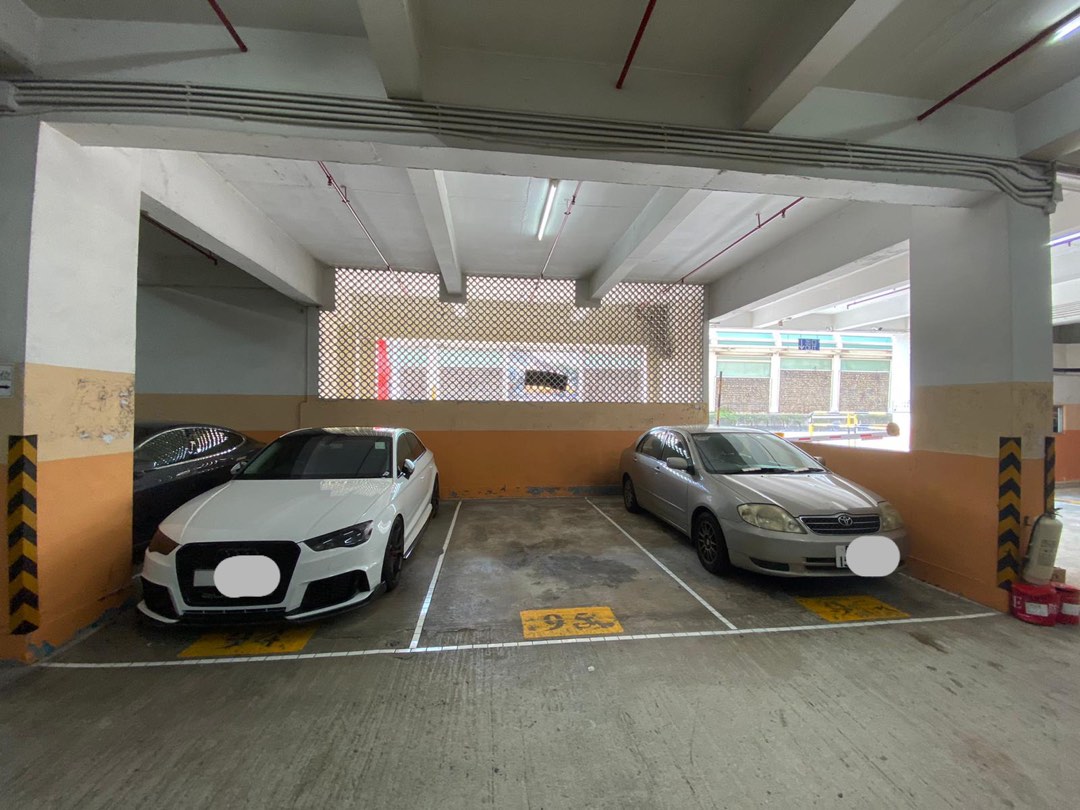 華都花園地下車位 出租64077597622531110