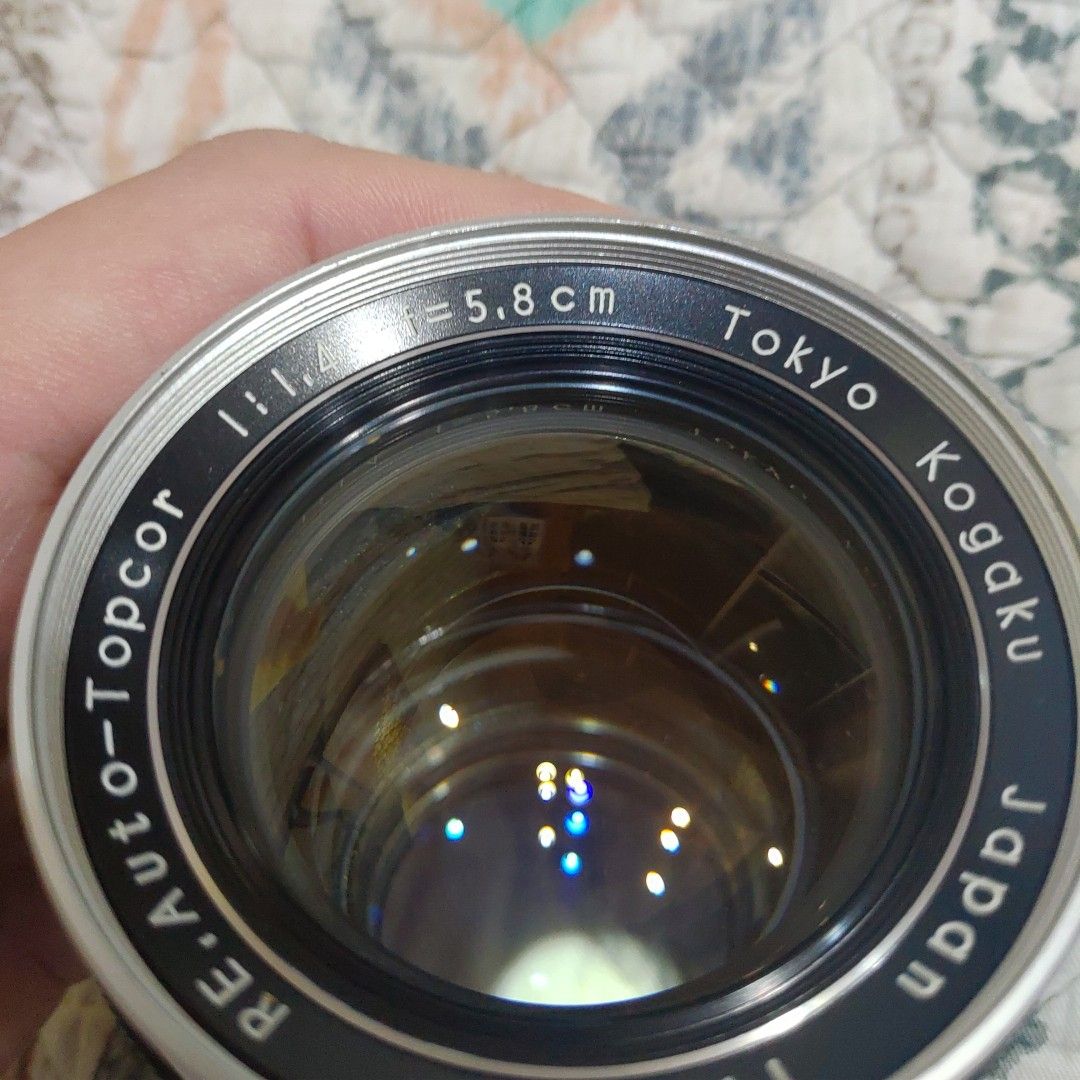 由 somewhere2me (刊登 ID 1376310998，圖片 2) 提交，位於 新北市 (New Taipei) 的 [售] Tokyo Kogaku Japan RE.Auto-Topcor 58mm F1.4 復刻版鳳凰目童 (類別：鏡頭及裝備)，說明：外觀美品，功能正常，鏡片目視漂亮，已改Canon EOS EF接環，附前後蓋 各家無反機身可轉接使用。