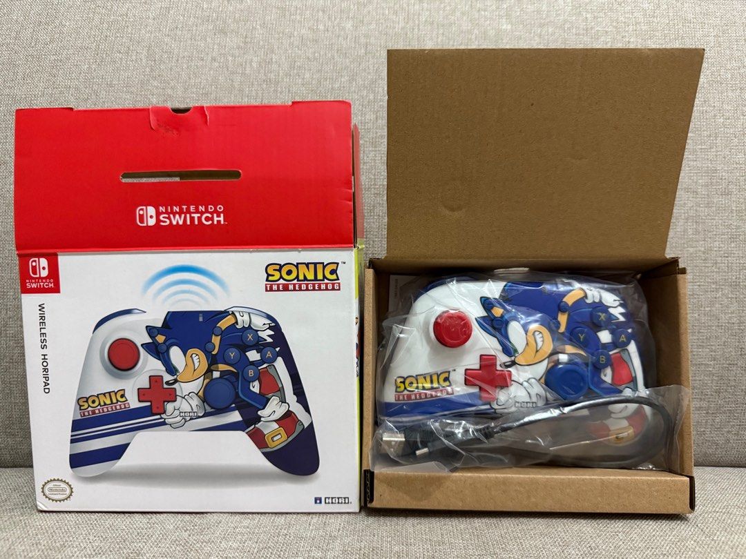 Authentic Nintendo Switch Sonic The Hedgehog Wireless Horipad (Category: Controllers) located in Meycauayan. Submitted by clareyfied (Listing ID 1376421386, Image 2). Description: Brandnew and authentic Nintendo Switch Sonic The Hedgehog Wireless Horipad - purchased in the US Price: ₱2,500 plus SF Repriced to ₱2,000 plus SF Negotiable for sure buyers Payment via BDO or Gcash Shipping via SDD or LBC Location: Manila .