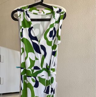 (Category: ) located in . Submitted by cutimini (Listing ID 1376228608, Image 1). Description: .