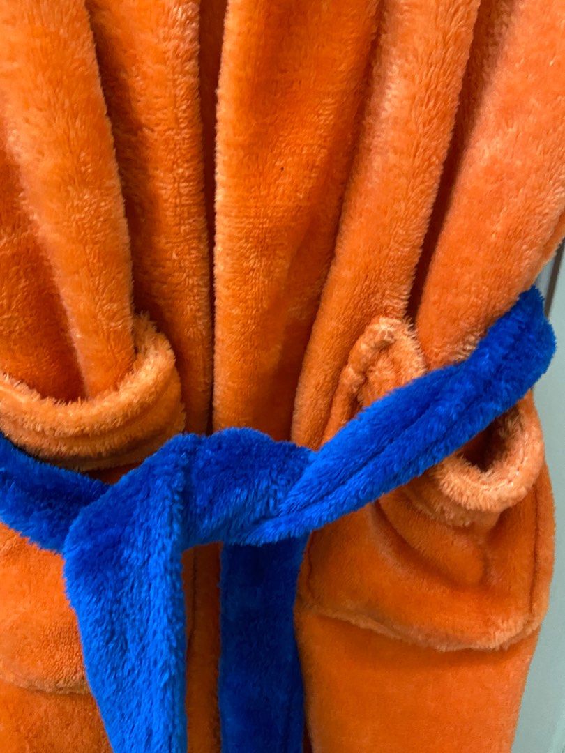 Bathrobe (Category: Kids' Wardrobes & Storage) located in Subang Jaya. Submitted by sphoolicius (Listing ID 1376224236, Image 3). Description: Dragon ball bathrobe / swim robe for kids Size 130 Good quality Lightly used like new.