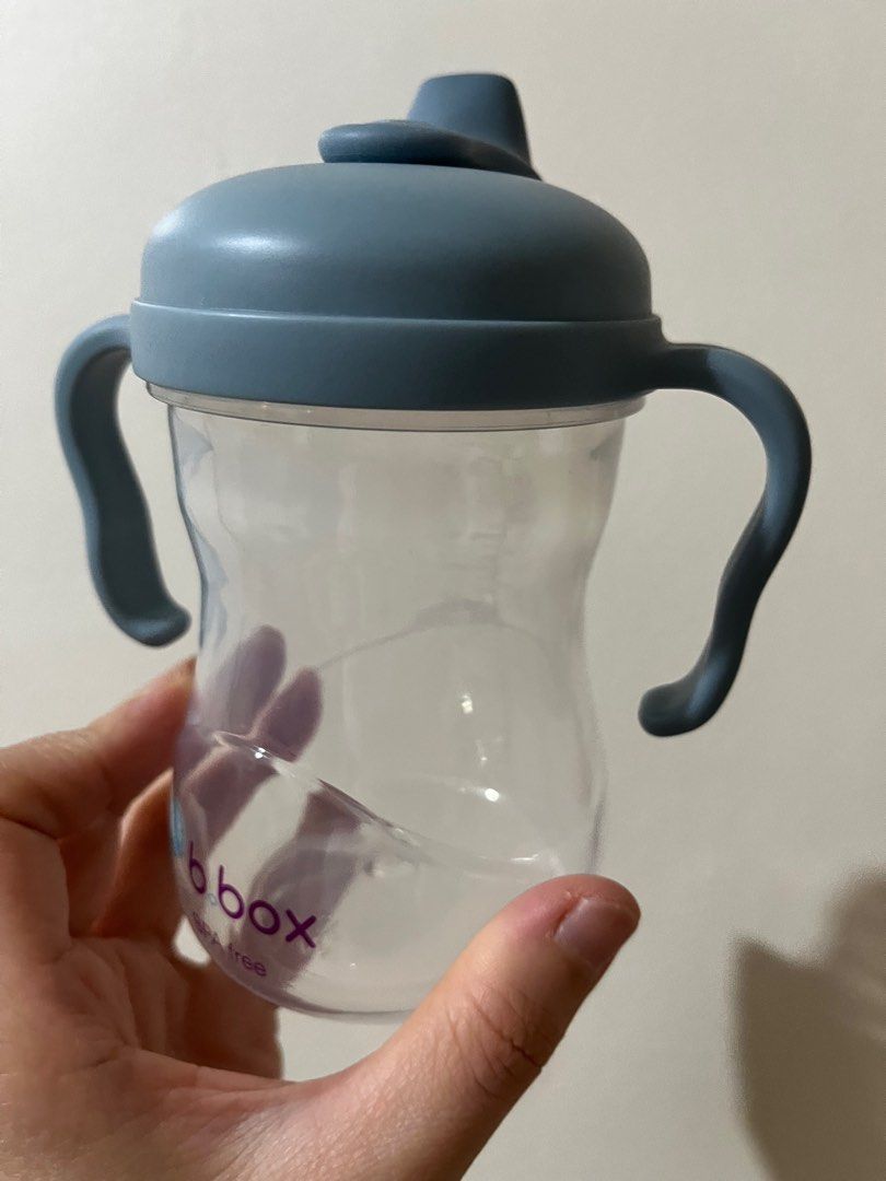 bbox Sippy Spout Cup 240ml (Category: Weaning & Toddler Feeding) located in Quezon City. Submitted by theretailtherapist (Listing ID 1376318142, Image 3). Description: Brand New. Opened but not used. Bought this one as extra, since my toddler started drinking in glasses, he prefers tumbler over sippy cup. So we won't be using this one anymore..