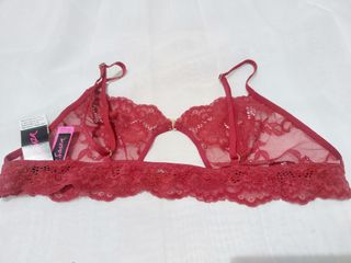 (Kategori: ) berada di . Dikirim oleh butik_pre_loved (ID iklan 1376238712, Gambar 1). Deskripsi: .
