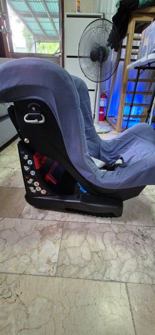 Chicco Elena car seat (Category: Car Seats) located in Paranaque City. Submitted by gailf (Listing ID 1376296575, Image 1). Description: Chicco car seat. - Well worn with defects mostly on the cloth cover - It's in need of cleaning - Hasn't been involved in any car accidents Decluttering because our child has outgrown it. Shipping c/o buyer..