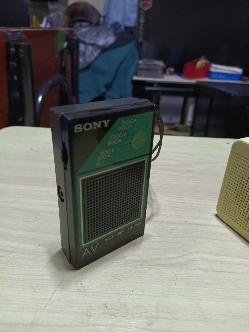 Compact Transistor Radio (Category: Portable Music Players) located in Pasay City. Submitted by marineljapansurplus (Listing ID 1376239053, Image 2). Description: Compact Transistor Radio Vintage, Rare. Good para sa mahilig mg camping, hiking. Pang emergency. Or pang collection. All are in excellent working conditions. 1. Sony (Made in Japan) Color : Black AM Receiver ICR-S8 Power: 2 double A battery 2. Multiband Emergency Radio With LED Flashlig