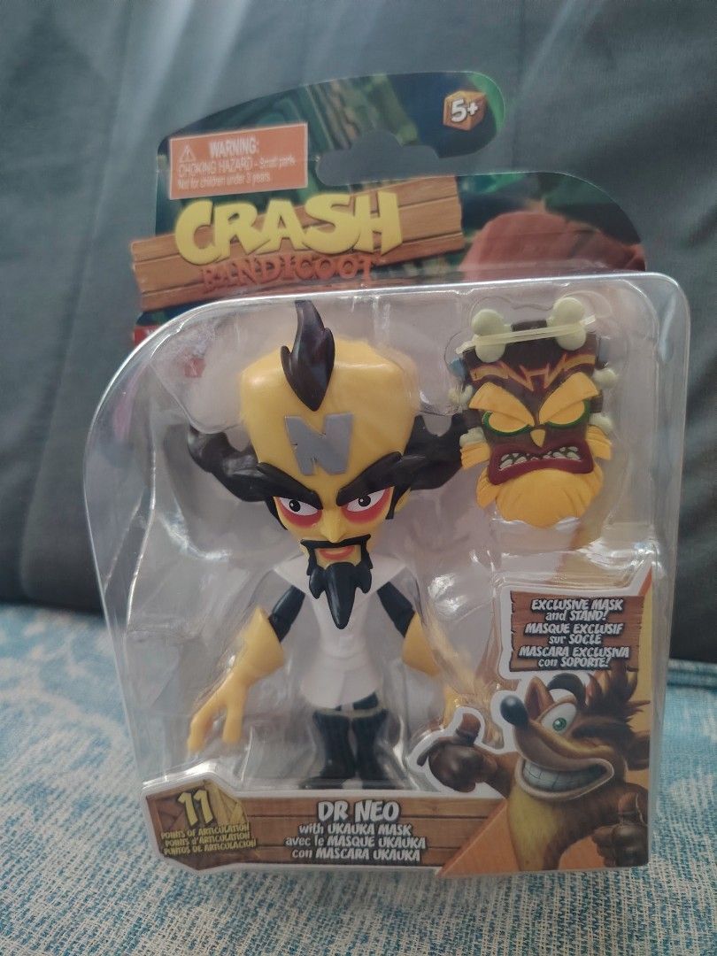 Crash Bandicoot Figures (Category: Figurines & Statues) located in Manila. Submitted by miners05 (Listing ID 1376235873, Image 1). Description: Pm for more details.