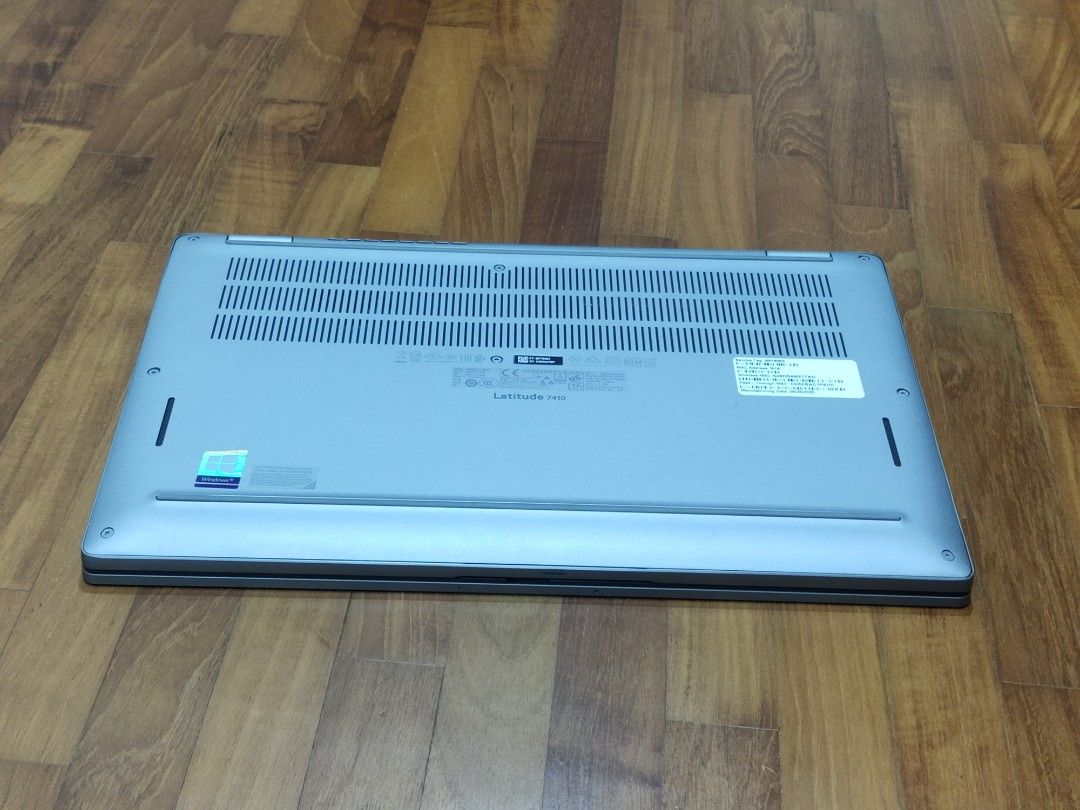 Dell Latitude 741062863060587905114