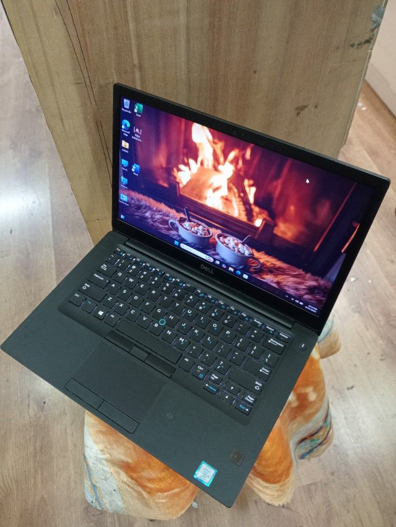 Dell Latitude 7490 Touch screen ❤️Core i5.8th gen 🌹Ram 16 gb ❤️512gb ssd (Category: Laptops & Notebooks) located in Singapore. Submitted by jakirhossa05993 (Listing ID 1376260896, Image 3). Description: Dell Latitude 7490 Touch screen ❤️Core i5.8th gen 🌹Ram 16 gb ❤️512gb ssd ❤️Bluetooth ✅ ❤️WiFi ✅ ❤️Camera ✅ ♥️ Batery excellent ✅ ♥️Windows :-11 ❤️Microsoft Office - 2021✅ ,♥️Excel ✅ ❤️ PowerPoint ✅ ♥️Word ✅ ❤️ Access ✅🌹 ♥️180 degree can bandin 