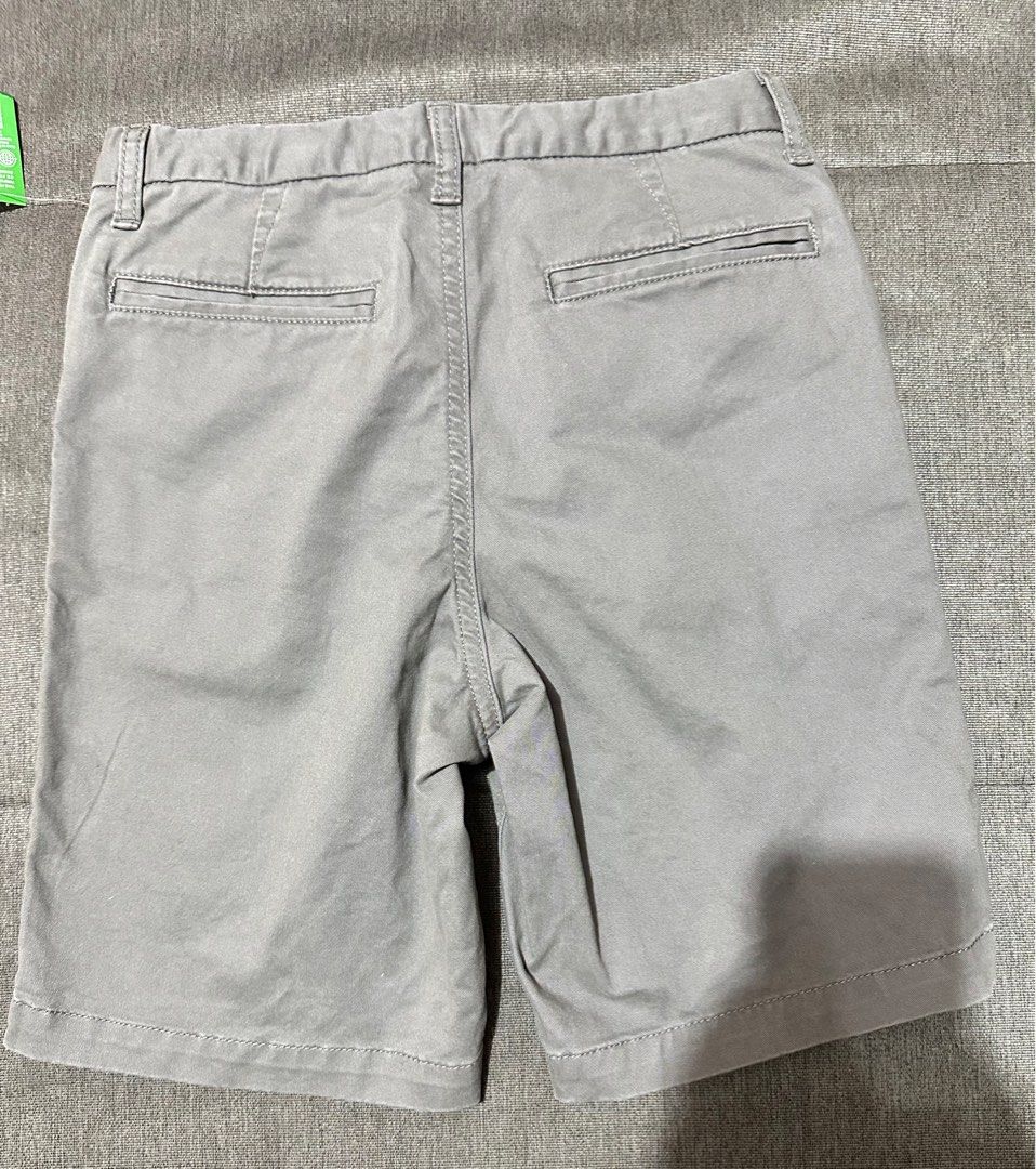 GAP Chino Shorts (Category: Babies & Kids Fashion) located in Paranaque City. Submitted by decluttermatters (Listing ID 1376398668, Image 2). Description: 🩳 💯 original, from 🇺🇸 🩳 Size on tag is 14 (teens), adjustable waistband . 🩳 Brand new with tag. RFS: Outgrown ✅ Actual color may differ due to lighting and depending on your monitor’s settings. ❌ Low ballers will be ignored. .