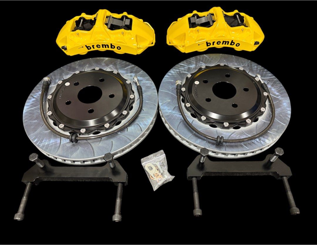 REFURBISHED BREMBO GT6 F50 F40 4 POT 6 POT BRAKE KIT BBK BMW F20 F30 F10 F44 F46 G01 G03 G20 G30 AUDI A3 A4 A5 Q5 B8 B9 W176 W177 W204 W205 W213 X156 SKODA VW AGH30 AGH40 (Category: Accessories) located in Singapore. Submitted by 55brakeshop (Listing ID 1181453611, Image 2). Description: ☑️REFURBISHED BREMBO BRAKE CALIPER GT6 6 POT ☑️ RESPRAY AND NEW PISTON SEAL AND DUST BOOTS ☑️LIGHTWEIGHT HI PERFORMANCE OEM DISC ROTOR ☑️FREE UPGRADE TYPE C CENT