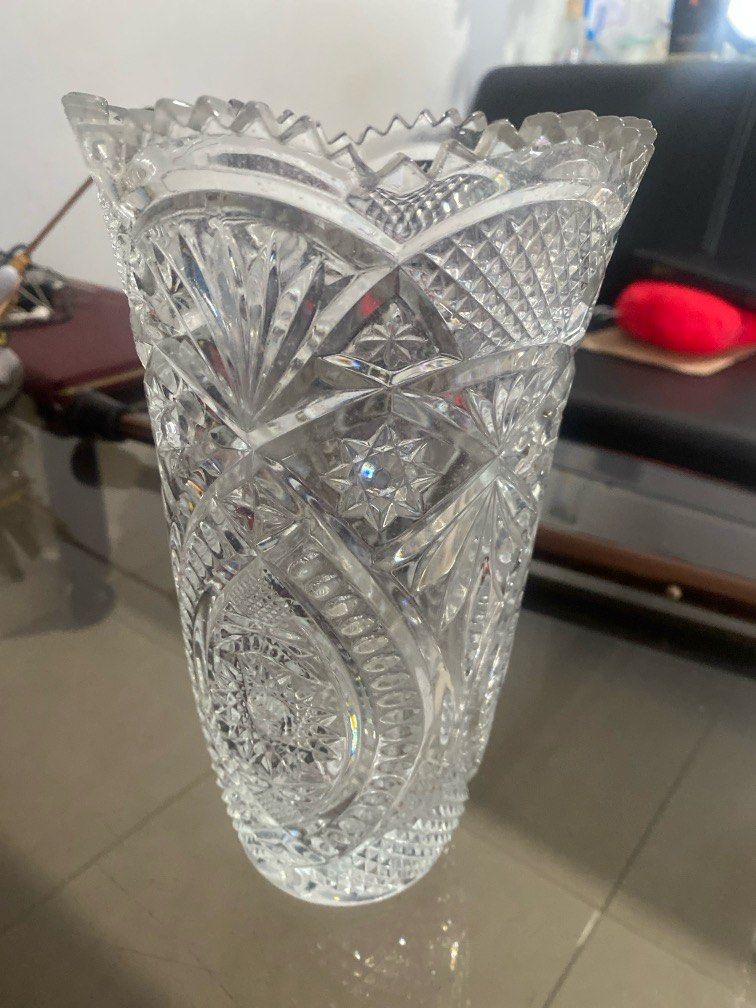 Glass vase