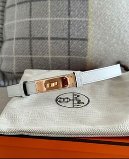 （分類：）位於 。 由 London.bound 提交（商品編號 1376412655，圖片 1）。簡介： 。