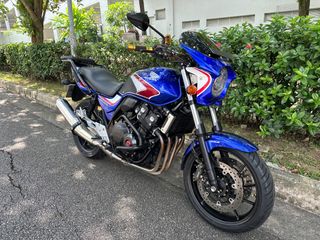 (Category: ) located in . Submitted by idealmotoringauto (Listing ID 1376336213, Image 1). Description: .