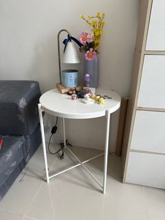 (Category: ) located in . Submitted by decluttering.mari (Listing ID 1376363372, Image 1). Description: .