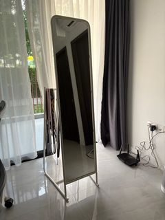 (Category: ) located in . Submitted by emmdii (Listing ID 1376292073, Image 1). Description: .