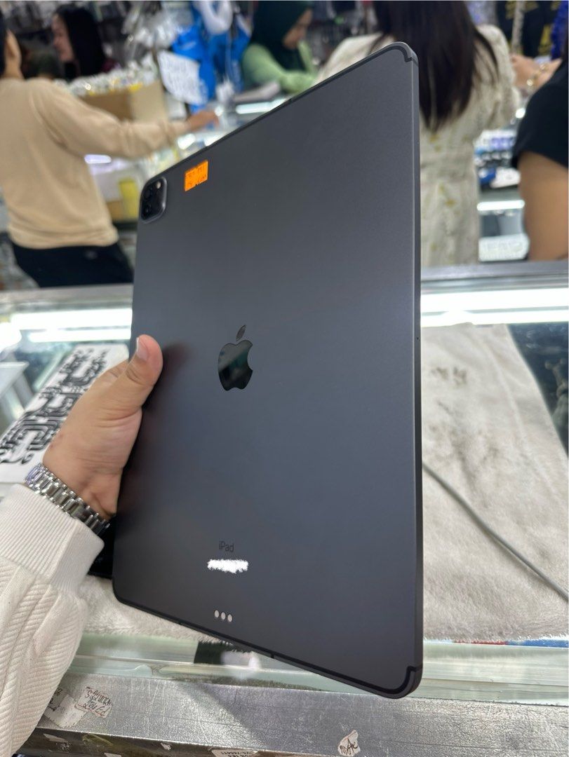 Ipad Pro M1 128gb 5G 11inch No issue (Category: iPad) located in San Juan City. Submitted by javedsgadgetshop (Listing ID 1376387165, Image 2). Description: INSTALLMENT OPTIONS : SPAY LATER / GGIVES / CREDIT CARD! WE BUY AND SELL SO PWEDE MAGBINTA OR SWAP ! Quick Specs : Ipad Pro 11inch M1 5G •128gb •NTC Variant •Good batt health •Factory Unlock •95% Smoothness •No hidden issue | No Repaired •100% Authentic | Not Refurbished •w/ OEM Charger & sto