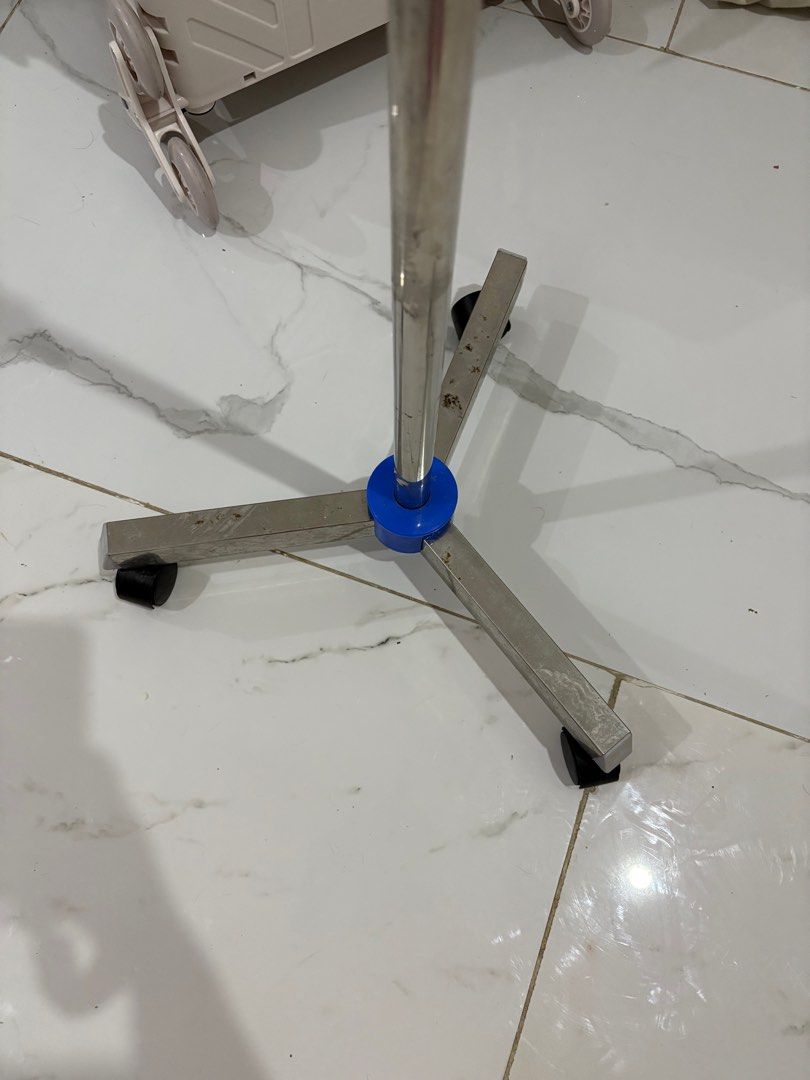 Iv stand (Category: Medical Supplies & Tools) located in Binan City. Submitted by abiancake (Listing ID 1376420000, Image 1). Description: Not foldable Pick up only Location Binan laguna .