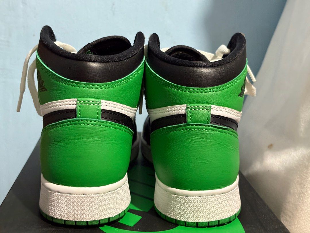 Jordan 1 High Lucky Green (Category: Sneakers) located in Las Pinas. Submitted by apoutletph (Listing ID 1376301297, Image 2). Description: Size 6Y / 7.5W / 6M 💯 intact for the box Comes with all the laces.